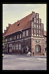 tanSF.A03-18_34()
