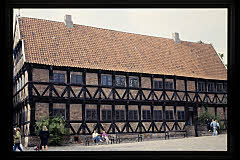 tanSF.A04-06_35()