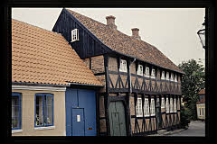 tanSF.A04-08_32()