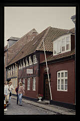 tanSF.A04-08_34()
