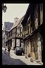 tanSF.A06-13_32()