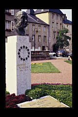 tanSF.A08-06_35()