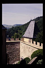 tanSF.A09-06_04()