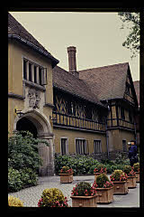 tanSF.A09-12_08()