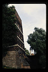 tanSF.B04-13_05()