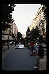 tanSF.B06-16_03()