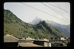 tanSF.B06-22_18()