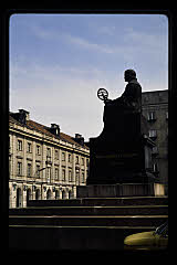 tanSF.B09-24_32()