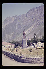 tanSF.C03-21_09()