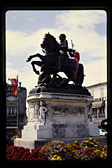 tanSF.C08-04_12()