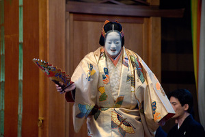 no01-00016_0132013・2013大和屋本店「葵上」（シテ）宇高通成（ツレ）大川真美（ワキ）坂苗融（間）古川道郎（笛）左鴻 泰弘（小鼓）林吉兵衛（大鼓）石井保彦（太鼓）前川光範（後見）豊嶋幸洋　他