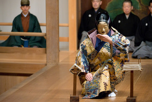 no01-00019_0372016・2016金剛能楽堂「黒塚」（シテ）宇高竜成