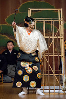 no01-00019_1202016・2016金剛能楽堂「黒塚」（シテ）宇高竜成