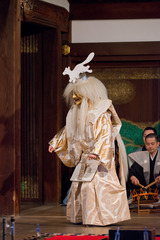 no01-00027_013平成29・2017伏見稲荷大社能舞台「小鍛冶」（シテ）金剛 龍謹（ワキ）岡 充