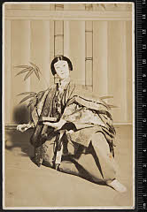 sol-B-24-02-46昭和１１・1936新宿第一劇場「橋弁慶」牛若丸〈14〉守田　勘弥