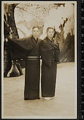 sol-E-02-12-01昭和１８・1943歌舞伎座「四季　稽古風景」女雛〈6〉尾上　菊五郎、男雛〈15〉市村　羽左衛門