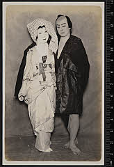 sol-I-01-01-29大正１０・1921市村座「［網模様燈籠菊桐］網模様菊江戸染」小猿七之助〈6〉尾上　菊五郎、奥女中滝川〈5〉市川　鬼丸