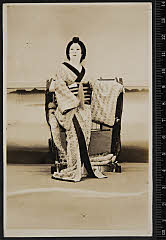 sol-I-01-01-32昭和１３・1938歌舞伎座「［花翫暦色所八景　年増］花暦柳絮彩　としま　うかれ坊主 」年増おきく〈6〉尾上　菊五郎