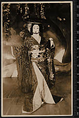 sol-I-01-08-08昭和１２・1937歌舞伎座「［歌へす歌へす名残大津絵］藤娘【01】」藤娘〈6〉尾上　菊五郎