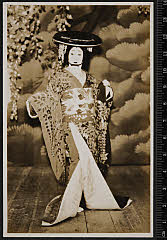 sol-I-01-08-20_04昭和１２・1937歌舞伎座「［歌へす歌へす名残大津絵］藤娘【01】」藤娘〈6〉尾上　菊五郎