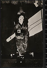 sol-I-01-08-22昭和０６・1931東京劇場「［春昔由縁英］羽根の禿」禿梅野〈6〉尾上　菊五郎