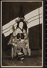 sol-I-01-08-28昭和０９・1934歌舞伎座「［春昔由縁英］羽根の禿」禿梅野〈6〉尾上　菊五郎