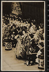 sol-I-01-17-03昭和０８・1933歌舞伎座「助六由縁江戸桜」三浦屋揚巻〈6〉尾上　菊五郎、三浦屋白玉〈4〉市川　男女蔵