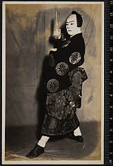 sol-I-01-20-26昭和０７・1932歌舞伎座「［義経千本桜］道行初音旅」狐忠信〈6〉尾上　菊五郎