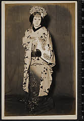 sol-I-01-24-32大正１５・1926市村座「隅田川続俤」野分姫の霊〈6〉尾上　菊五郎