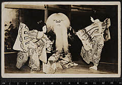 sol-I-02-03-33大正１４・1925市村座「［春興鏡獅子］鏡獅子」胡蝶の精〈〉尾上　琴次郎、獅子の精〈6〉尾上　菊五郎、胡蝶の精〈〉尾上　菊丸