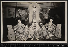 sol-I-02-03-36昭和０８・1933歌舞伎座「春興鏡獅子」胡蝶の精〈1〉市川　紅梅、獅子の精〈6〉尾上　菊五郎、胡蝶の精〈〉尾上　菊枝