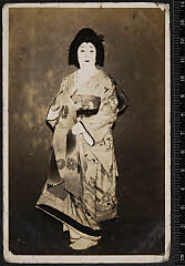sol-I-04-01-33昭和１８・1943歌舞伎座「［法懸松成田利剱］色彩間苅豆」かさね〈6〉尾上　菊五郎