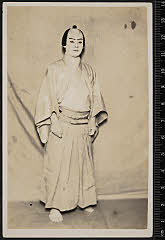 sol-I-04-04-44大正１５・1926新橋演舞場「［怪談牡丹燈籠］怪異談牡丹燈籠」孝助〈6〉尾上　菊五郎