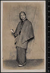 sol-I-04-05-22大正１４・1925市村座「［魁香樹いせ物語］乗合船恵方萬歳」通人梅賀〈6〉尾上　菊五郎