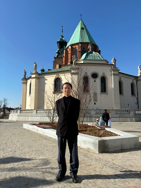 https://www.arc.ritsumei.ac.jp/lib/app/newarc/news/Prof.TANAKA_PUT260305_1.png