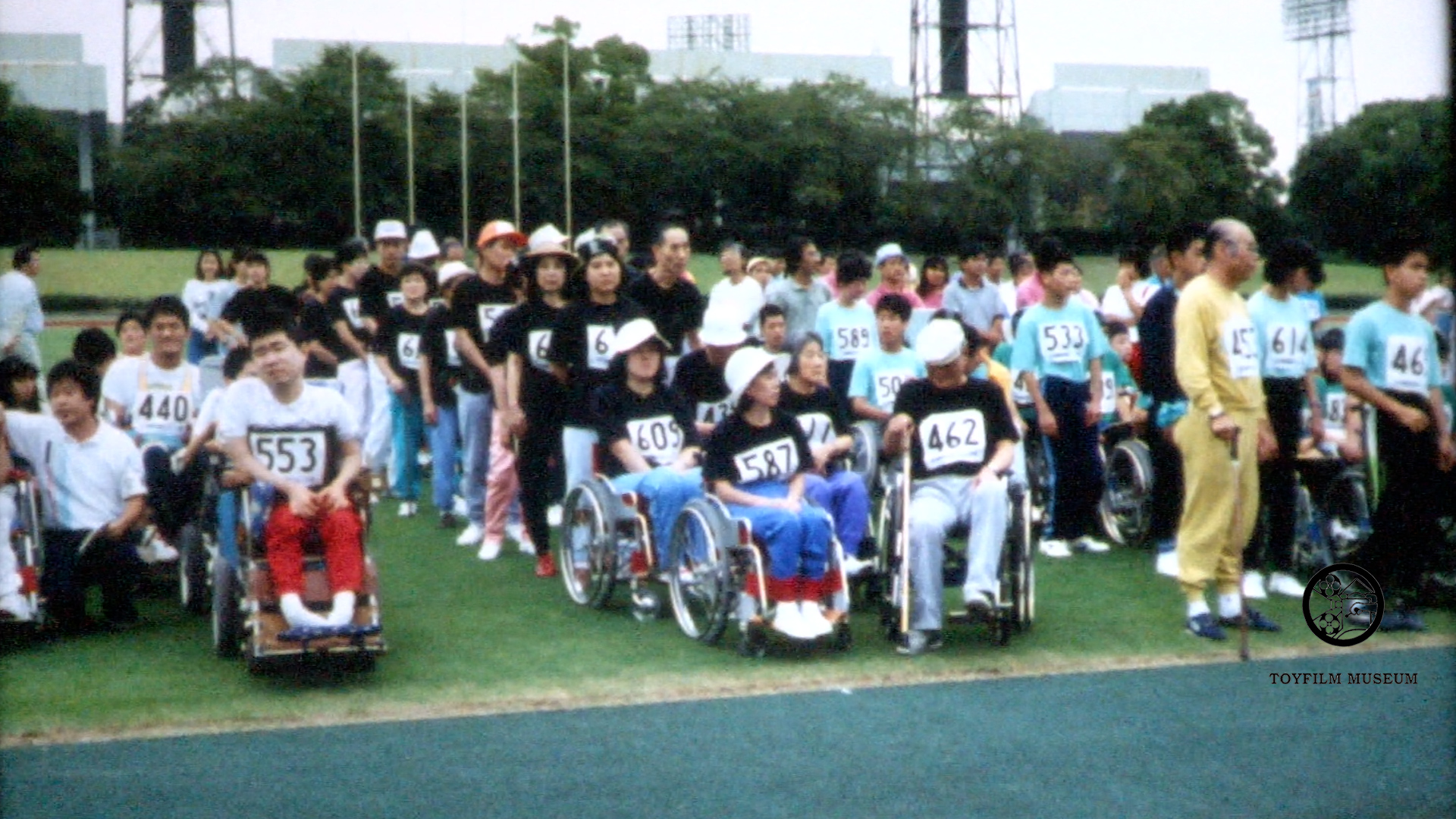 トピックス―障害者スポーツ大会(236-3)